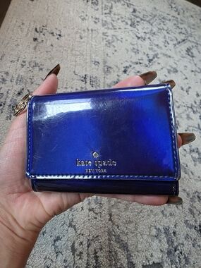 kate spade New York Iridescent Blue ID Card Holder Keychain Wallet